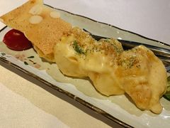 招牌沙汁大虾球-T館·花园艺术餐厅
