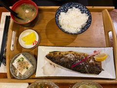 -由紀日本料理·炭火燒肉