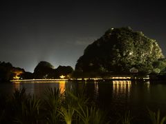 -星湖旅游景区七星岩