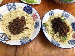 -杨伯英传统杂酱面
