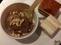哈根达斯冰淇淋-钱小奴海鲜自助餐厅(杭州新天地店)