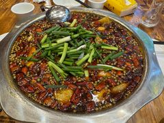 -乡土特色.冷锅鱼.牦牛肉汤锅