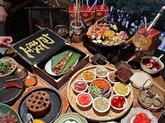 -包整·丝娃娃(一览甲秀楼风景店)