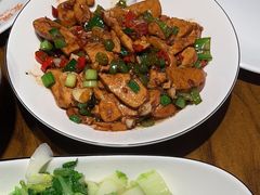 -爱碗亭·鲜炒湖南菜(壹城中心店)