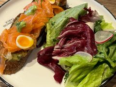 -Common Table · Brunch & Coffee