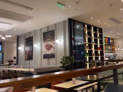 -港丽餐厅(高德置地店)