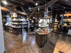 -良友书坊(安徽路店)