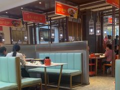-阿瓦山寨·湘菜现炒·剁椒鱼头王(咸阳总店)