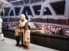 -东浩兰生上海世博展览馆