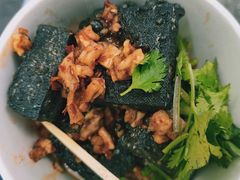 -黑色经典臭豆腐·湖南特产(步行街店)