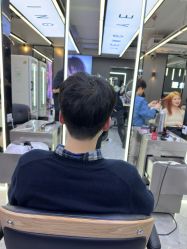 -藤野造型烫发染发