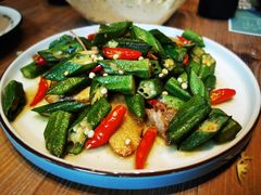 -临界音乐酒馆·小龙虾·江湖菜(华熙LIVE·鱼洞店)