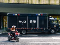 -Metal hands·铁手咖啡