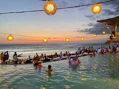 -FINNS Beach Club