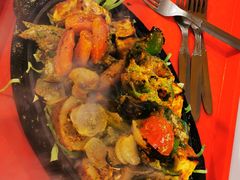 -Lake Shore Hotel & Restaurant