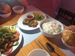 -Lanterns Vietnamese Restaurant