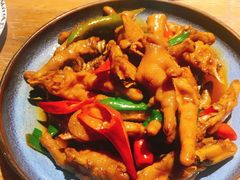 -爱啤精酿·民谣酒馆(滨江店)