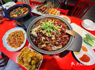 挖到宝了!这家大排档菜品可真多!