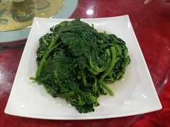 蒜蓉炒塘蒿-华珊私房菜