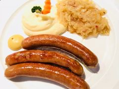-LENBACH兰巴赫西餐啤酒坊(大连东港店)