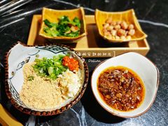 -小椒娘撒椒鱼火锅(三八广场店)