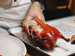 酥香嫩烤鸭-四季民福烤鸭店(外滩外白渡桥店)