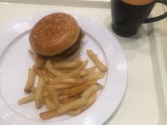 -香港大学