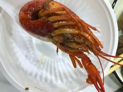 -虾弄弄海派小龙虾·牛羊蝎子火锅