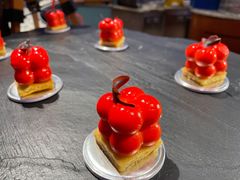 -咖啡苑自助餐厅·中国大饭店