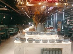 -金滏山烤肉·海鲜·火锅自助餐厅(襄阳万达店)