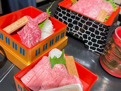 -山川小町·极番烧肉(新地假日广场店)
