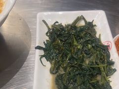 -潮界(LU·ONE凯德晶萃广场店)