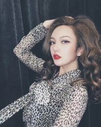 锁骨发长➕金亚麻发色-i Style潮牌美发沙龙