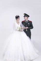 -太郎花子婚纱摄影艺术中心