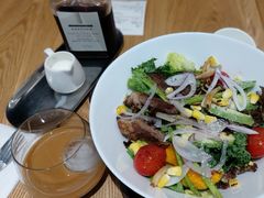 意式西冷牛肉色拉-奎克咖啡Cuiqu(晶品店)