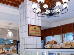 面包甜点陈列柜-老大昌(淮海中路店)