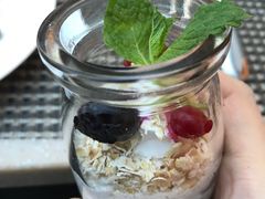 -亮马河饭店翠雅咖啡厅