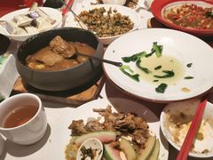 -千百味红餐厅·江西菜(绿地双子塔店)