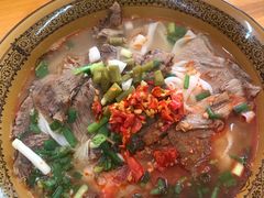 -肇兴特色牛肉粉