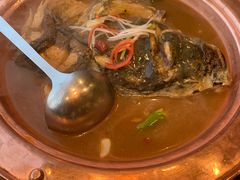 红烧鱼头拌饭-深巷家味馆.湖北头牌红烧鱼头拌饭(黄陂店)