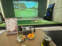 -新浪高尔夫新天地室内高尔夫练习场(国贸·中海广场店)