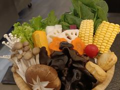 -湊湊火锅·茶憩(打浦桥日月光店)