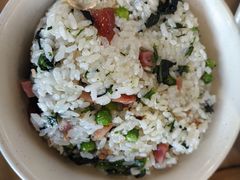 -佬钱湾仔(衣裳街店)