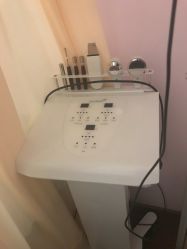 -杉惠素颜美妆皮肤管理中心