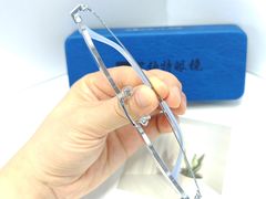 -罗伯特眼镜·蔡司官方授权(罗湖国贸店)