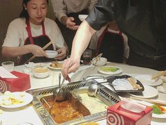 -海底捞火锅(威高广场店)