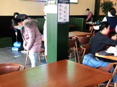 大堂-普兰达德国餐厅·德式脆皮烤猪肘·自酿啤酒(观唐店)