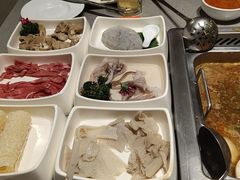 -海底捞火锅(杭州萧山宝龙广场店)