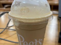 -Peet's 皮爷咖啡(陆家嘴中心店)