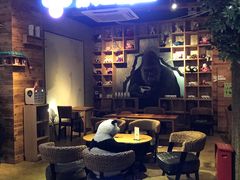 -Who乎coffee&bar